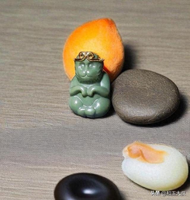 和田玉杀入漫展？现在的传统玉雕太老土，二次元题材一年溢价几倍