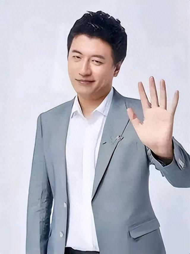 草根逆袭记破解版（张雪峰塌房记从教育界顶流到账号被封）