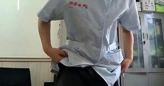 天津一精神专科医院多名女护士更衣遭偷拍，视频在不雅网站上流传，院方称不知情；警方已介入