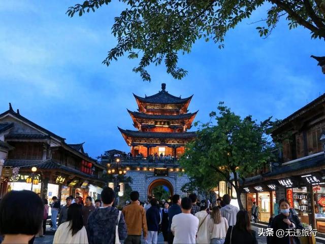 大理古城：推荐四街三美食，夜游最适宜！（附美图）