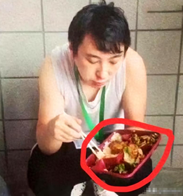 王健林跌出福布斯后又被执行！王思聪再传大丑闻，果然富不过三代