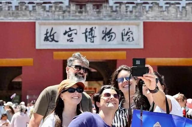 破防了！老外打卡中国后集体吐槽：欧美生活简直像活在上个世纪