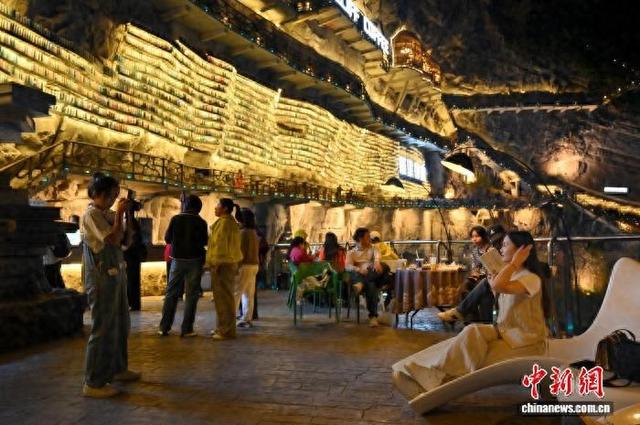 广西河池仫佬族村落蜕变记：旧时天险地 今成“丰饶乡”