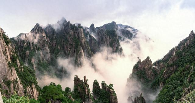 10月国内最佳旅游地点（中国必去的 10 大旅游胜地）