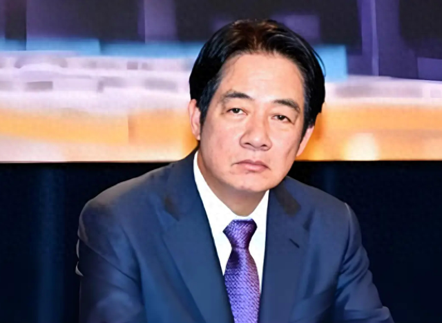 赖清德执意过境，美国务院回应打破惯例，一个措辞让岛内倍感刺眼
