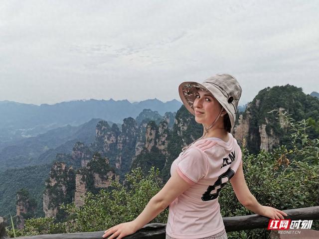 外籍记者蔼霖娜接受“仙境邀请”之际 重温2019年与张家界那场初见（图）