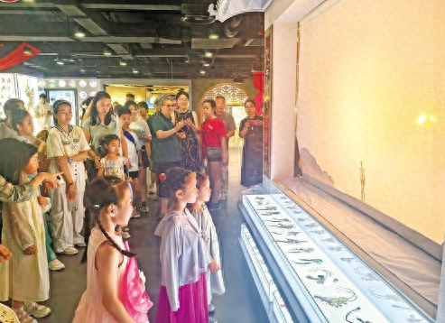 文旅创新融合激活消费市场