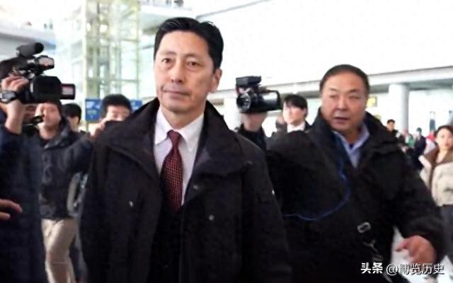 日本外务省高官紧急访华：比起替高市灭火，他有更急的事要找中国