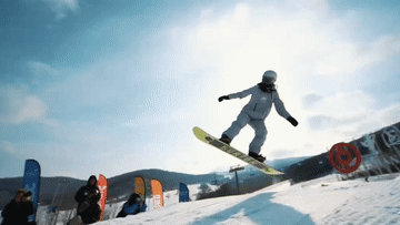 单板滑雪入门技巧有哪些（冰雪运动知多少丨如何入门自由式滑雪）