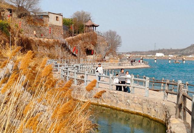 陶瓷水镇好风光
