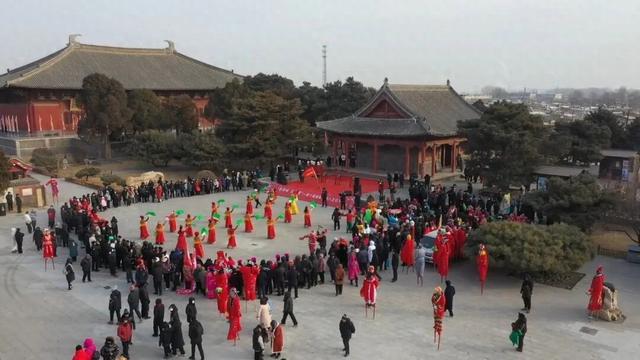 锦州：义县 奉国寺第十届腊八文化节启幕 千年古寺品粥寻年味