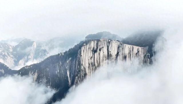 华山下雪了，你期待的第一场雪来啦！
