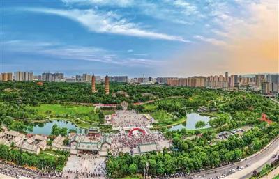 芳林缀满城 太原正向着公园城市华美转身