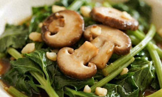 失眠最怕这菜！每周吃1次，安神补血睡眠香