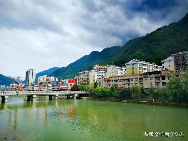 镇巴县的历史人文传说