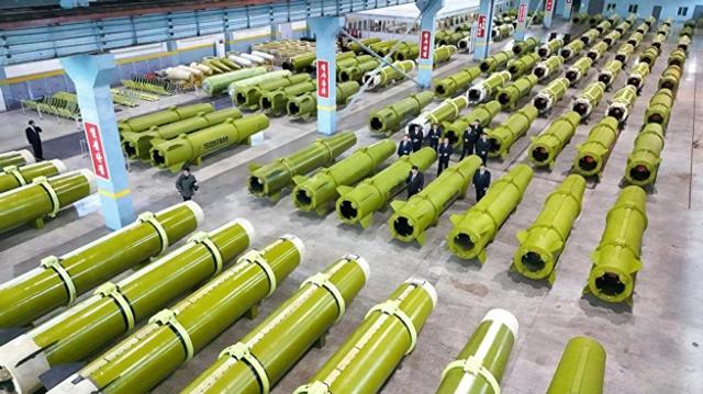 产能拉满！朝军展示火星-11导弹，俄乌战场经验正转为半岛威慑力