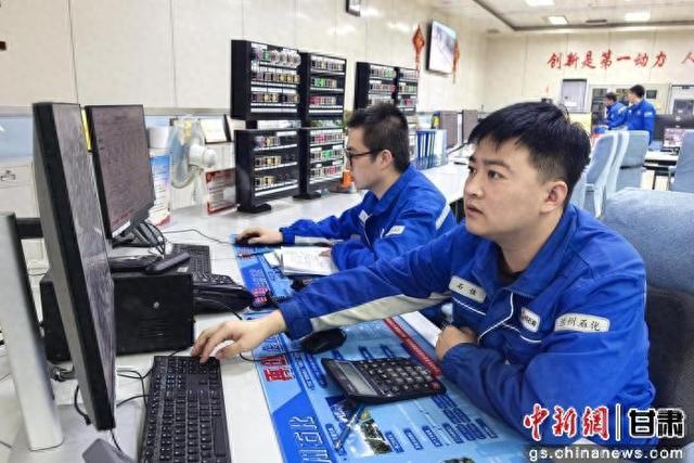 兰州石化成功试用新型国产催化剂