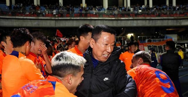 崔康熙逼走费南多，独霸外援使用权，就是当作要挟俱乐部的筹码
