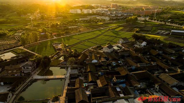 千年古村谱新韵 文化赋能迎客来——荆坪古村提质改造重塑文旅新名片