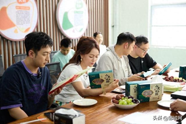 李佳琦直播间持续赋能佛坪发展，公益力量助力乡村振兴​