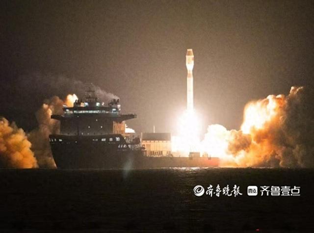 一箭十一星！捷龙三号遥六运载火箭在山东省近海海域发射成功