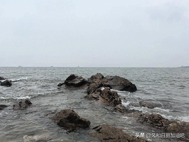 夜宿渤海边时