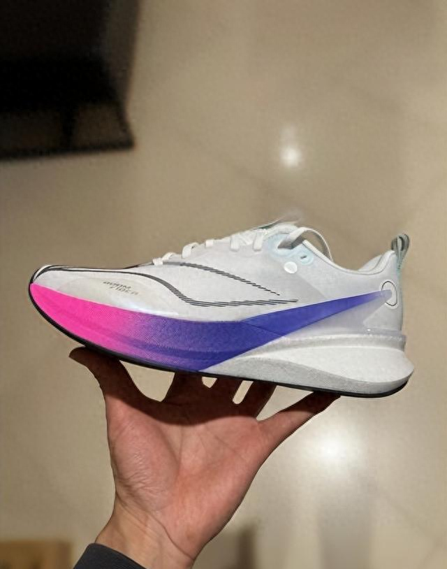 2-300元档杀疯了！六双国产综训鞋看完再买不踩坑！