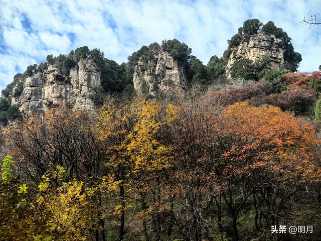 龙洞胜境尤奇崛