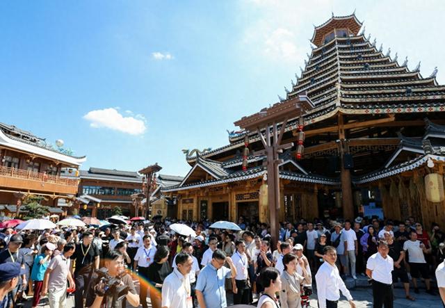 废弃老厂区变“城市会客厅”，沈从文笔下的榆树湾惊艳焕新