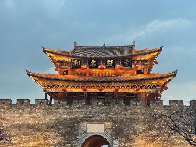 云南最美最值得去的4个城市，我去过第2个，想去第3个，你呢？