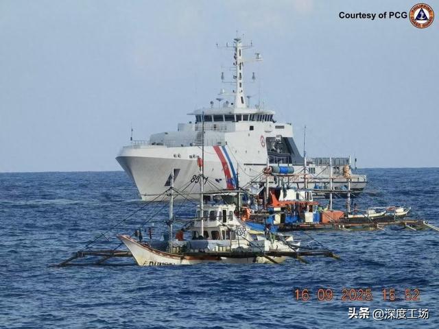 菲海警遭30分钟猛揍，打出白旗：一声广播响起，10艘菲舰惊慌逃离
