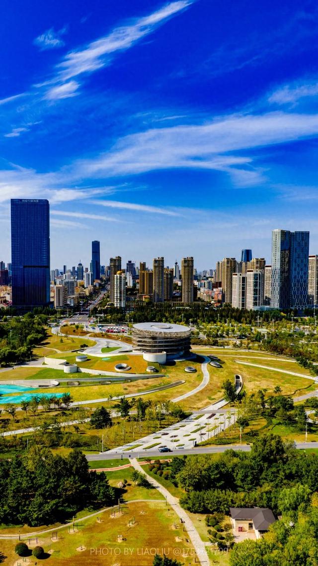 红了！红了！从市区出发30分钟车程就能到达！
