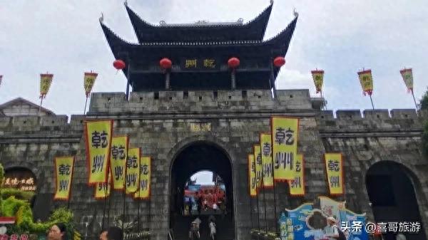 乾州古城：凝固于湘西山水间的乾卦传奇