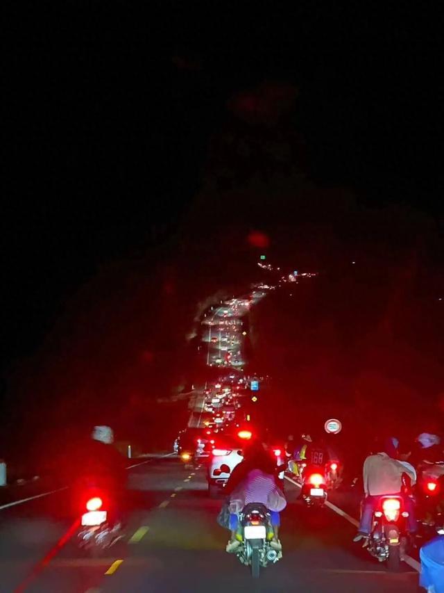 牛弹琴：泰柬冲突急转直下，世界三个没想到