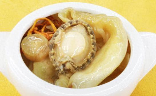 花胶炖鲍鱼 2026年花胶炖鲍鱼要什么配料