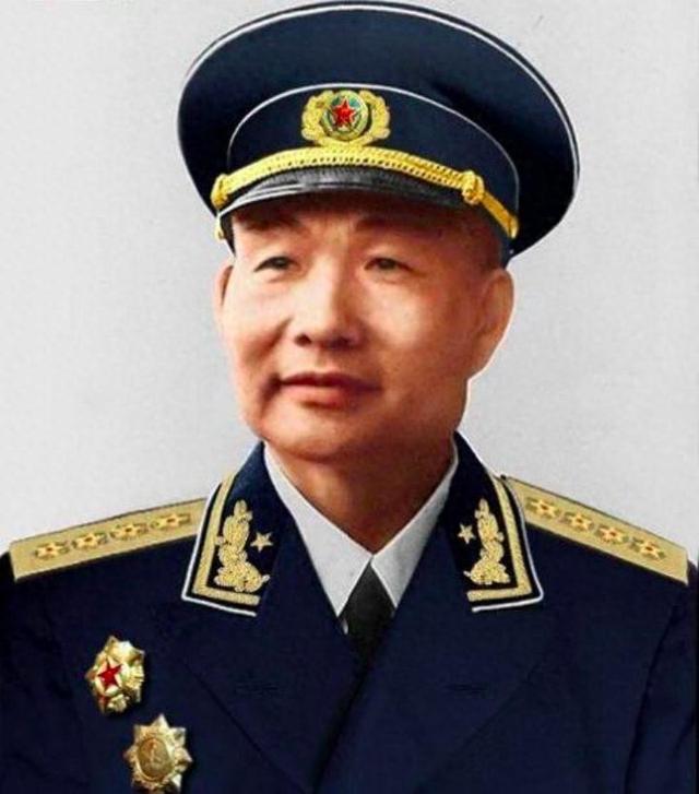 1987年萧劲光被一则新闻激怒，质问刘华清：谁说中国不准备建航母