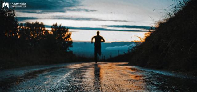 当“越野车”闯入围墙：Step-GUI开源背后，一场从“递刀”到“修路”的行业突围
