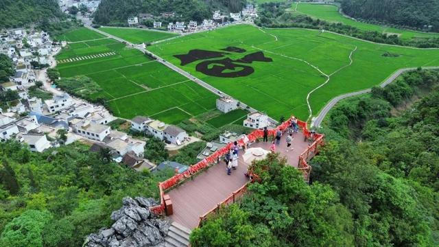 黔西南“清凉经济”升温 多元消费场景解锁新活力
