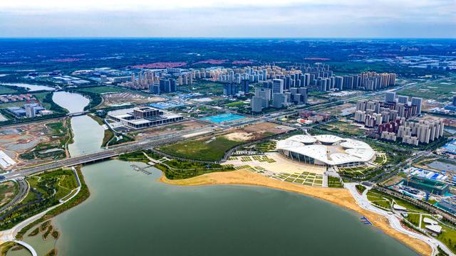 探寻青岛上合示范区：在开放中茁壮成长，谱写和合共生新华章