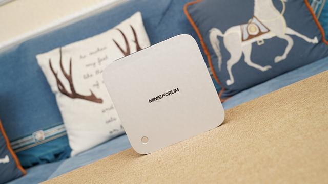 迷你主机新玩法，铭凡 X1 Pro-370+9070 GRE实现高性能游戏小钢炮