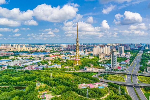 继哈尔滨之后，黑龙江又一“黑马城市”要起飞，比鹤岗更有底蕴