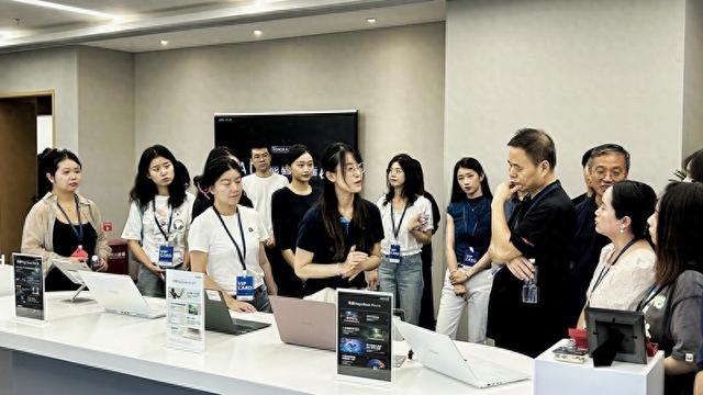 从实验室淬火到产业扎根：解码AI发展的“西安方案”