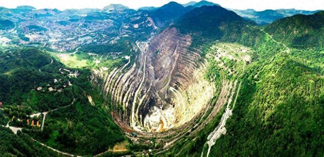 黄石国家矿山公园：“工业锈带”蝶变“生态秀带”