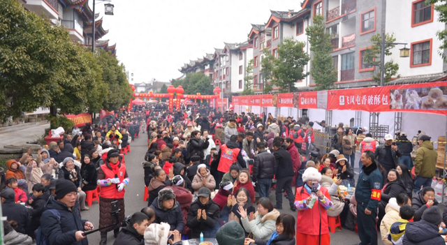 一场屯堡村宴，十万人共赴的文化盛宴——西秀区以美食为媒谱写文旅融合新篇章