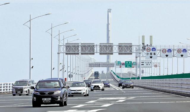 “港车北上”便利再升级，10月13日起获电子批准即可预约出行