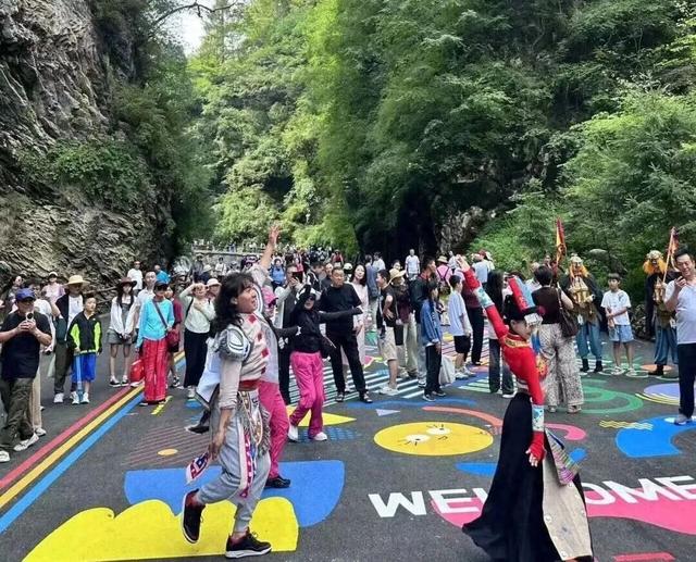 官鹅沟的“出圈”蝶变