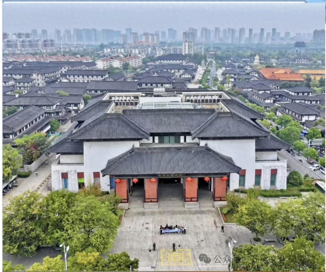 宿迁博物馆藏有一件梁武帝天监元年的买地契约