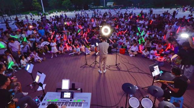 夏夜限定浪漫！每周五长阳公园拾光音乐会，赴一场星空下的音乐之约！
