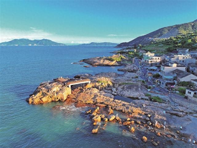 福鼎渔井村：夏日旅游经济火爆 奏响山海新乐章