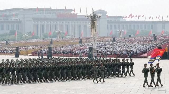 “老兵不老”！53岁教练三上阅兵场，背后故事震撼人心！